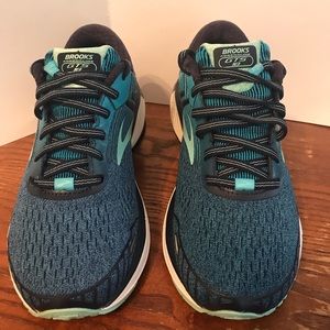 Brooks Women's Adrenaline GTS 18 Running Shoe Sz 7